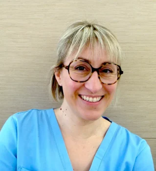 delphine assistante orthodontiste saint-germain-en-laye
